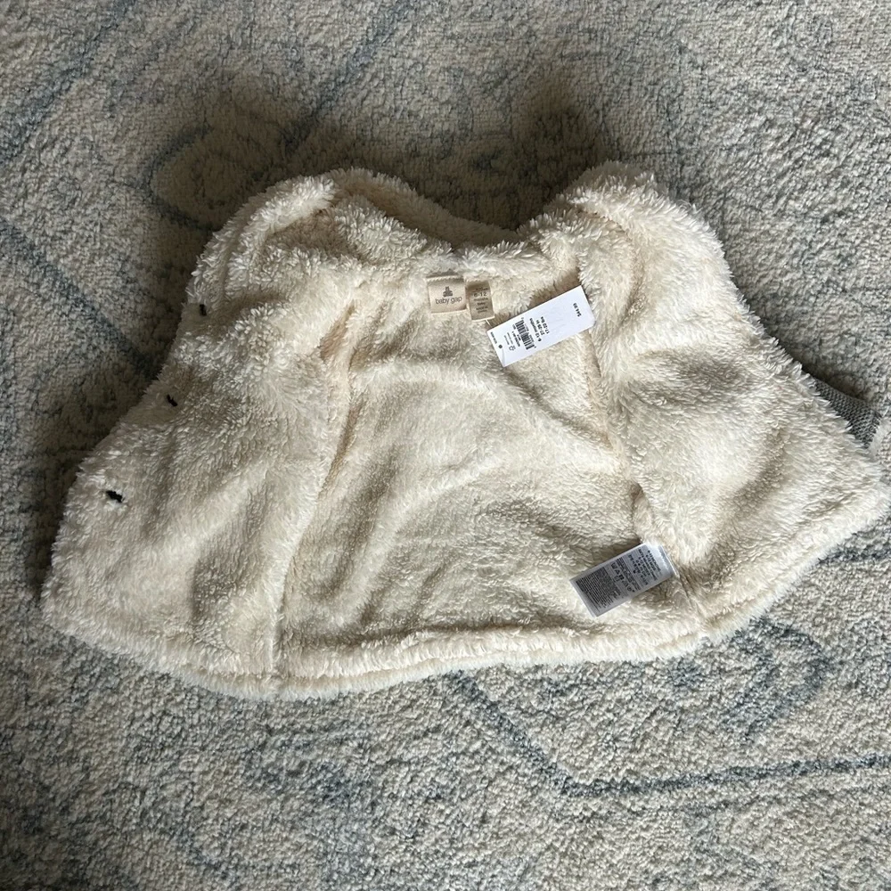 NWT Baby Gap Grey Cotton Sherpa Hooded Jacket size 6-12 months - Picture 12 of 13
